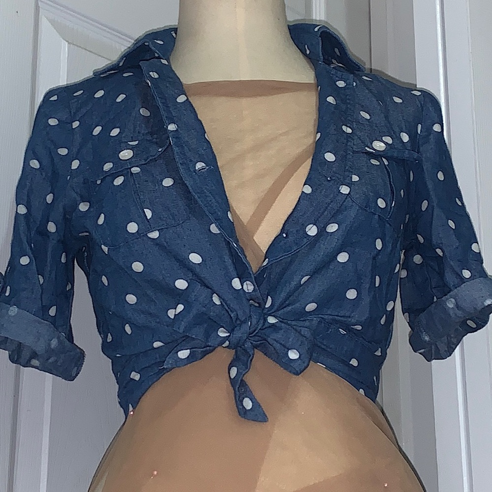 Denim cropped polka dot top
